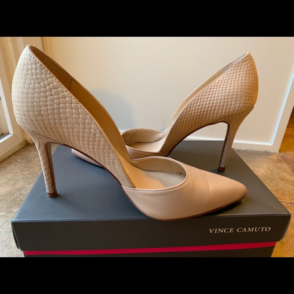 Vince Camuto - size 7 leather & suede heels